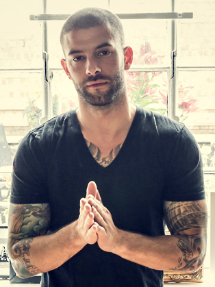 Darcy Oake