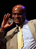 Kriss Akabusi Kriss Akabusi