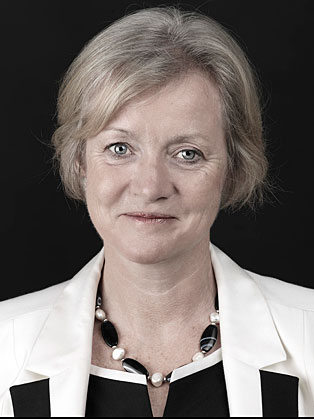 Dr Geraldine Strathdee Dr Geraldine Strathdee